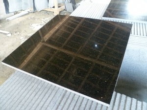 Decoración de pavimentación de patio de baldosas de granito Black Galaxy granito