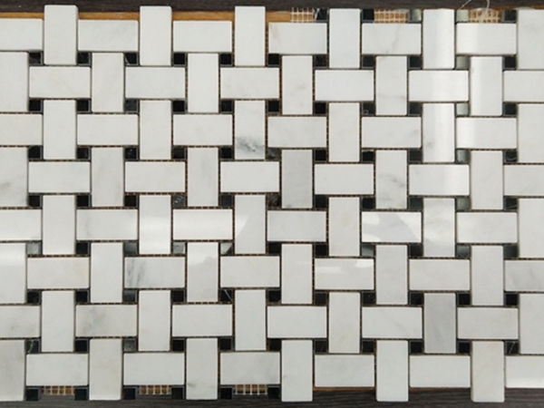baldosas de mosaico de forma de tejer de mármol blanco oriental