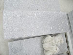Escaleras de la escalera de la flor de la perla del granito de Rushan Gray Pasos