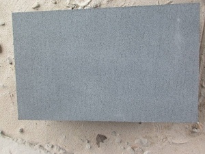 Hainan Black Basalt Rough Grinding 400 # Paver Tiles